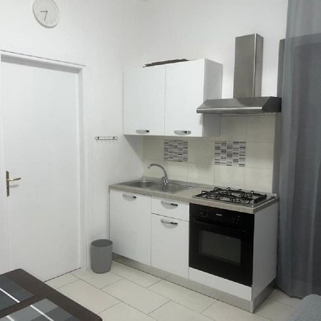 The Traveler'S House Apartman Palermo Kültér fotó