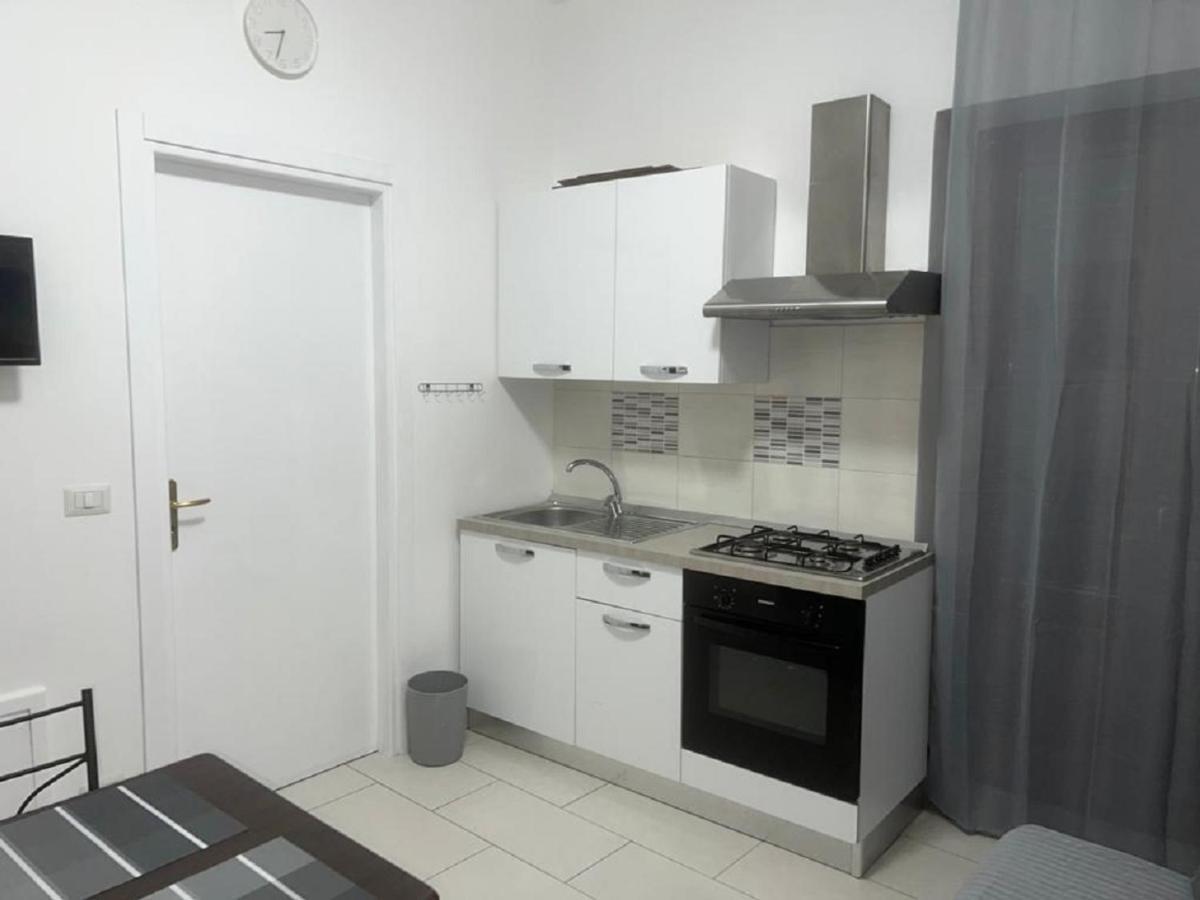 The Traveler'S House Apartman Palermo Kültér fotó